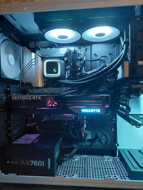 Gigabayt RTX 4070 SUPER Gaming OC Kullanıcı İnceleme