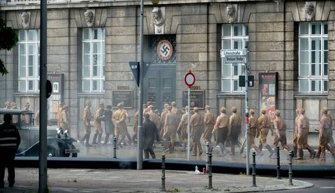 Babylon Berlin (2017)