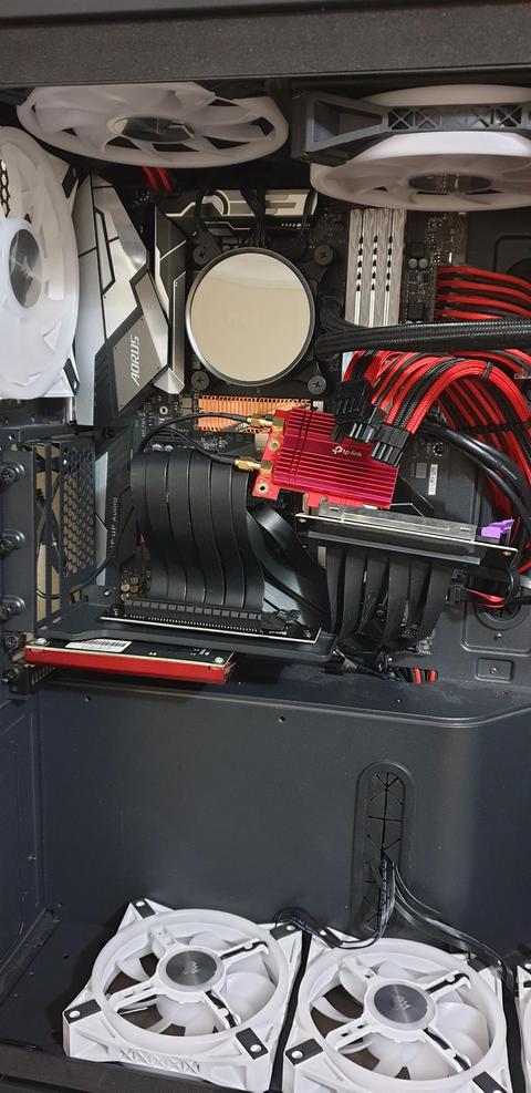 Phanteks Vertical GPU Kit + 2 PCI Express Kart