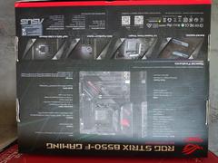 SATİLİK // ASUS ROG STRİX B550 ATX SIFIR AYARINDA 