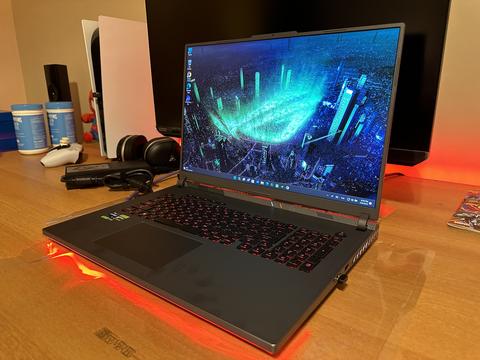 Lenovo 16" Legion Pro 7i (4080) vs Asus Rog Strix G18 (4080)