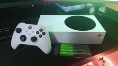 [SATILDI] Xbox Series S(Microsoft Garantili) ve Gp ReCyko 2700mah 4adet