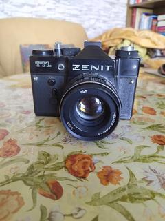 Zenit TTL Analog Fotograf Makinesi Helios 44mm lens + Deri kilif + Boyunluk
