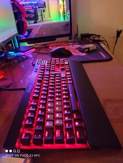 500 TL Corsair K70 Lux Cherry MX Red Switch