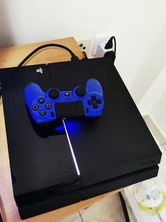 PS4 500 gb + mavi DS4 + PS VR + 2 MOVE Kolu + Kamera + Seyahat Çantası