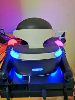 PS4 500 gb + mavi DS4 + PS VR + 2 MOVE Kolu + Kamera + Seyahat Çantası