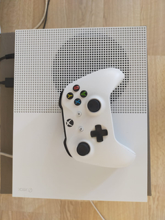 SATILIK XBOX One S 1 TB Kutulu Garantili FİYAT REVİZE