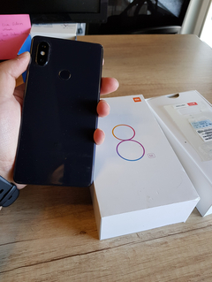 Xiaomi Mi 8 SE 1 Aylık 6/64 Space Gray Kayıtlı