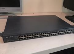 TP-LINK 48 PORT SWITCH