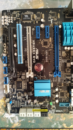 AMD FX 8350 işlemci +Asus M5a99x Evo + 4 GB Kingston 1333 MHz ram