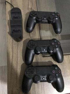 Satılık PS4 500 GB Jet Black Kasa + 3 adet DS4 + DualShock 4 Dual Charging Station