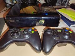 [SATILDI] 1950TL-XBOX 360 SLİM 250GB JTAG 2 GAMEPAD