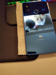 Xiaomi Mi 8 SE (6 Gb Ram / 64 GB Hafıza / Mavi)