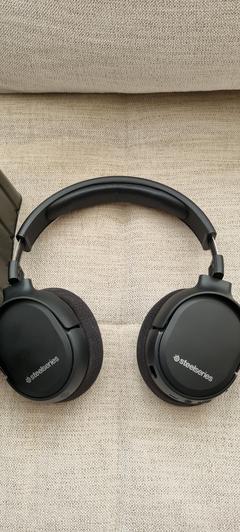 [SATILDI] STEELSERIES ARCTIS 1 XBOX VERSIYON KABLOSUZ KULAKLIK - PS5 TAM UYUMLU