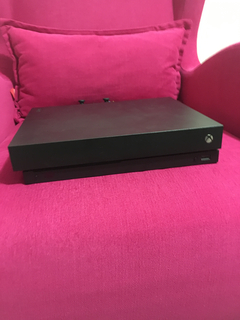 Xbox One X 1 TB - 3 Aylık Gamepass Ultimate Hediyeli - ŞOK FİYAT:2390 TL