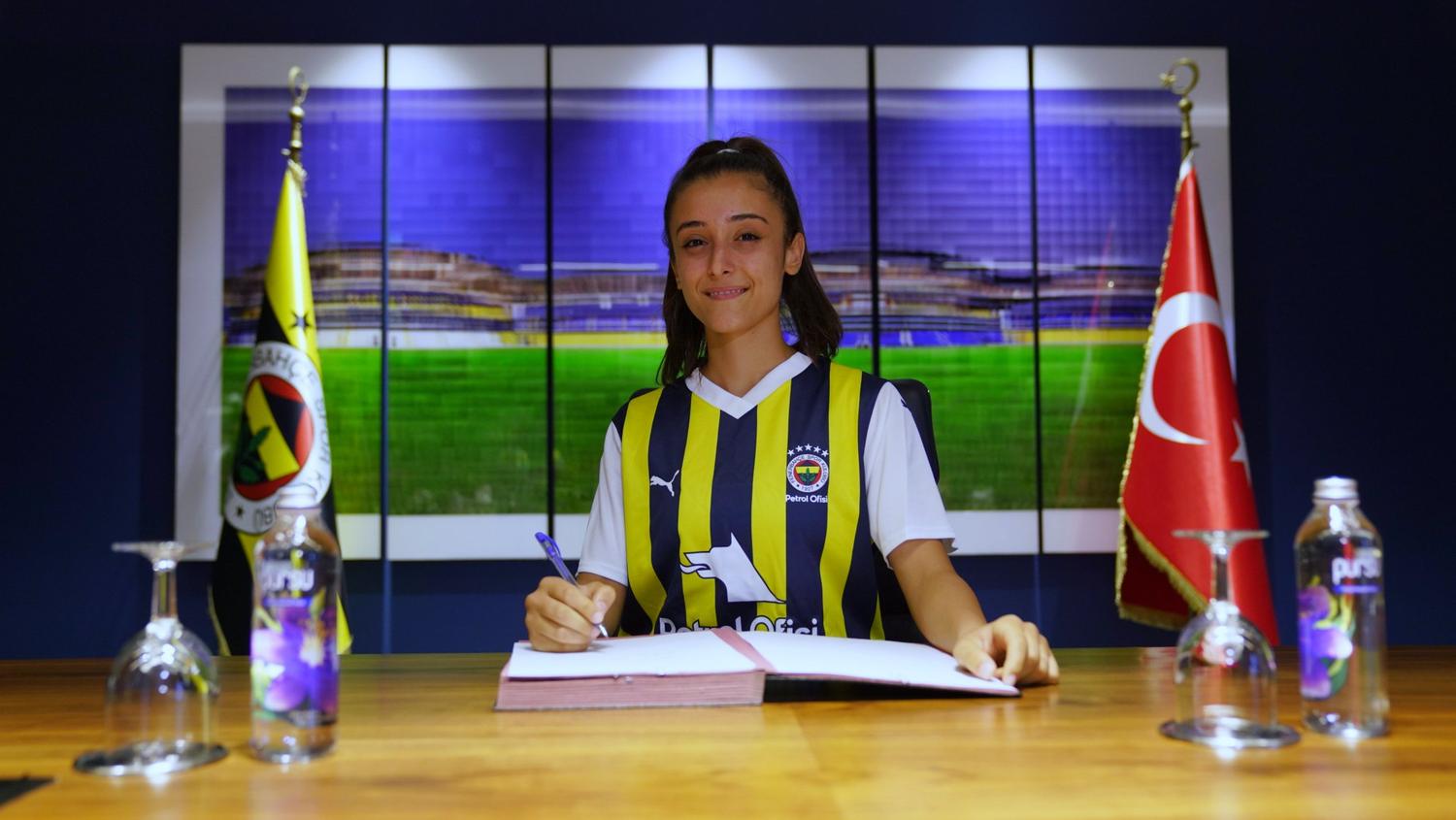 💛💙 Fenerbahçe Kadın Futbol Takımı [ANA KONU]