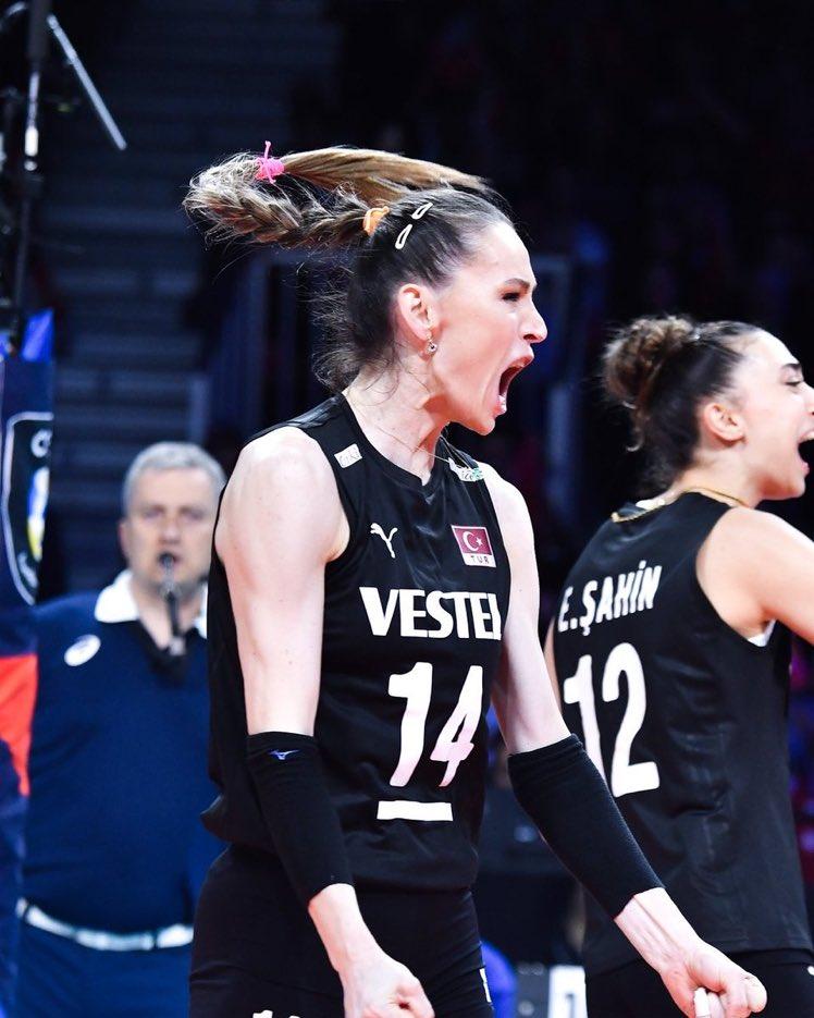  Fenerbahçe Voleybol Ana Konusu