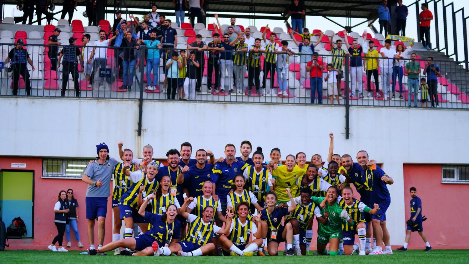 💛💙 Fenerbahçe Kadın Futbol Takımı [ANA KONU]