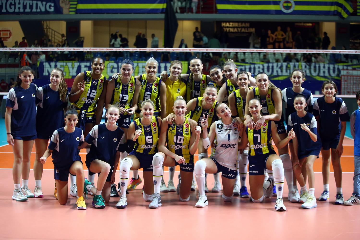  Fenerbahçe Voleybol Ana Konusu