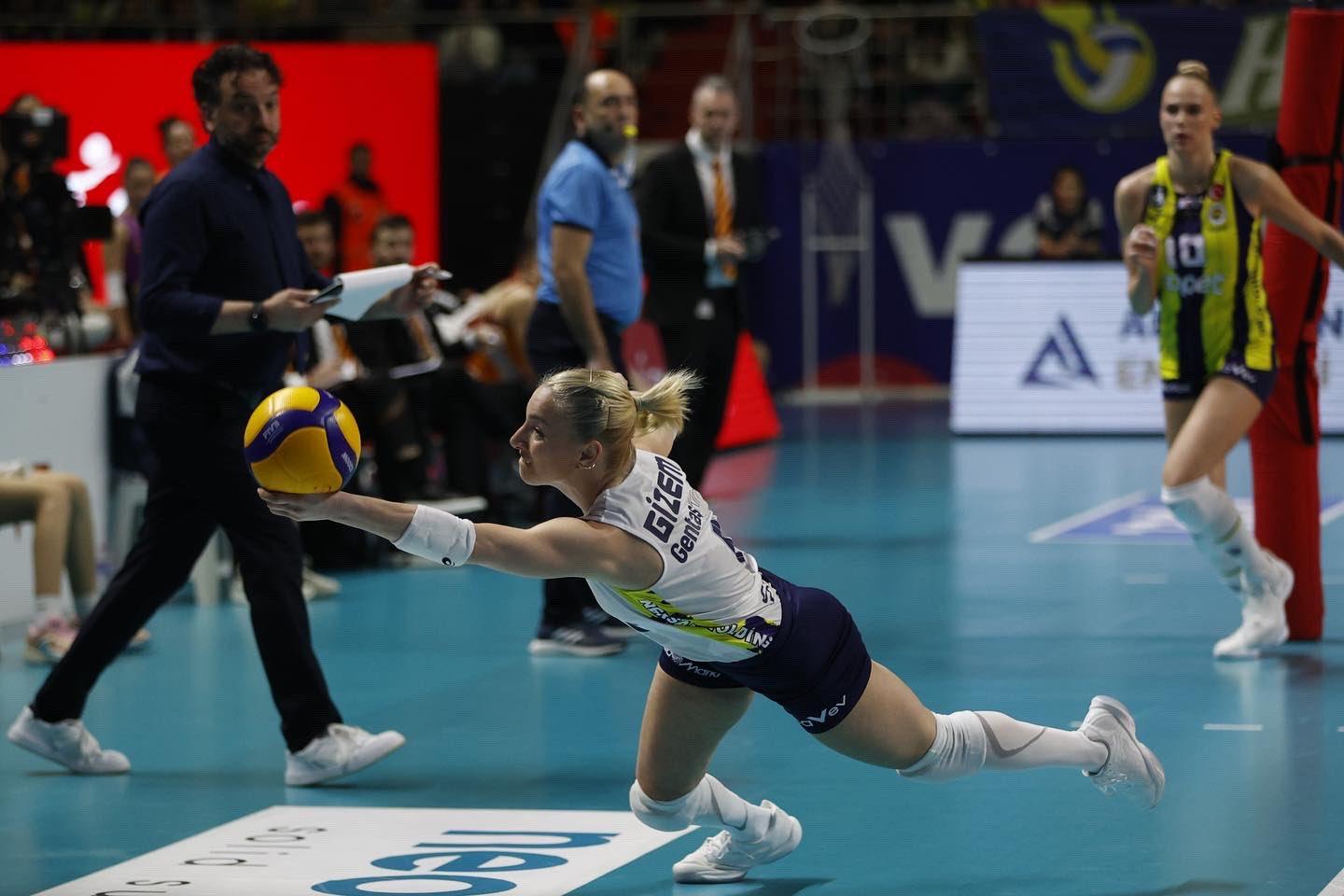  Fenerbahçe Voleybol Ana Konusu