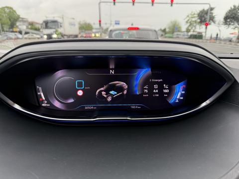 YENİ PEUGEOT 3008 ANA KONU