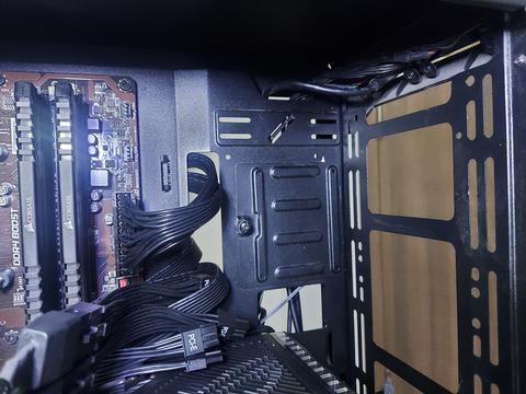 İşlemci aşırı ısınma ( Boştayken )