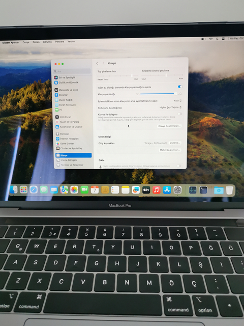 2019 macbook pro Touchbar sorunu hakkında
