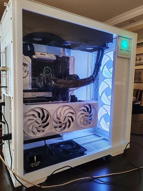 DeepCool MORPHEUS 420mm destekli, dijital göstergeli, pcie4.0 Riser... Transformers gibi kasa 5799TL
