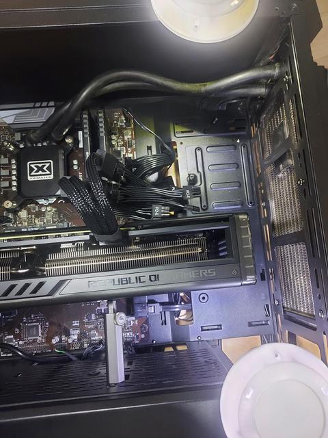 İşlemci aşırı ısınma ( Boştayken )