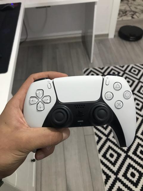 Dualsense vs Xbox Controller | Karşılaştırma/İnceleme