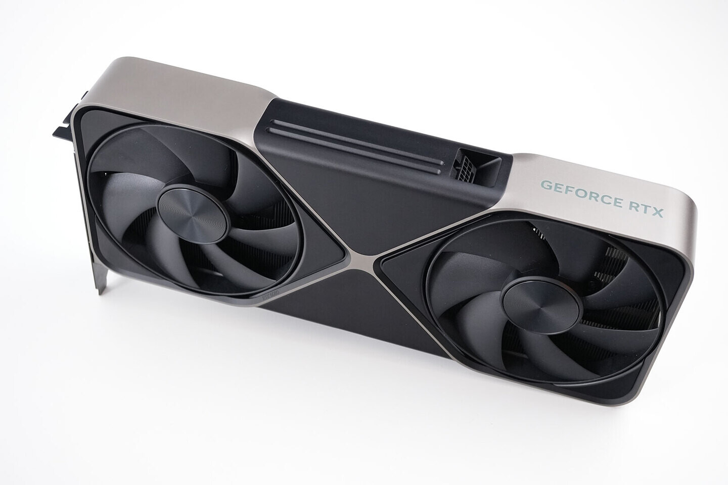 Nvidia GeForce RTX 5080 Super/Ti geliyor