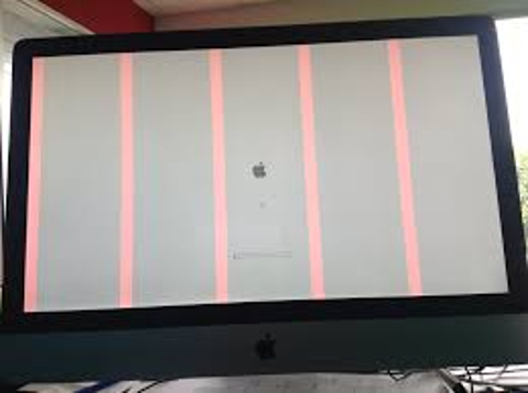 Macbook ekranında kendi kendine çıkıp kendi kendine kaybolan kırmızı çizgi!