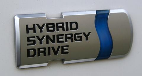 Toyota Hybrid serisi otomobiller ; Faydalı bilgiler , Batarya ömrü , hybrid kullanmanı püf noktaları