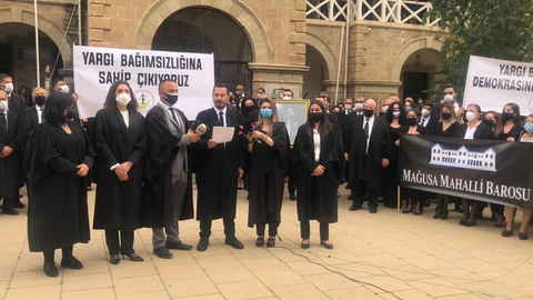 Kıbrıslı Türk Hukukçulardan Türkiye'ye Laiklik Protestosu