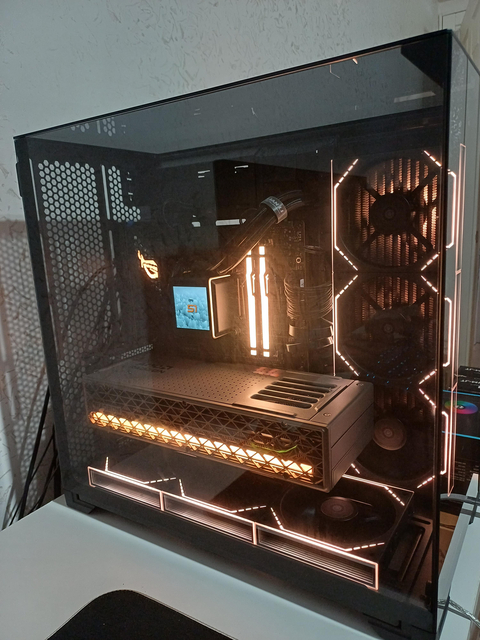 Siyah Lian Li 011d Evo Kasa Fanı Olarak Ne Alabilirim ?