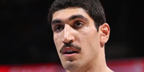 Fetöcü enes kanter ariana rockfeller'a maklube yaptırdı