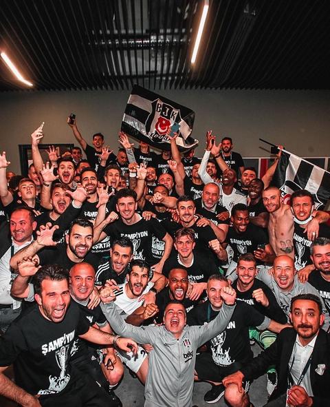 ⚫⚪ Beşiktaş 2021 / 2022 Sezonu [ANA KONU]- 3 KUPANIN DA SAHiBi! Hosgeldin Valérien Ismaël