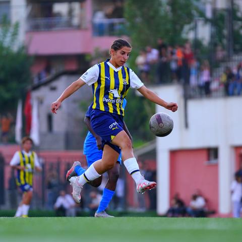 💛💙 Fenerbahçe Kadın Futbol Takımı [ANA KONU]