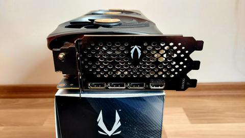 Zotac Gaming GeForce RTX 4080 16 GB Trinity Ekran Kartı İçin PSU Önerisi