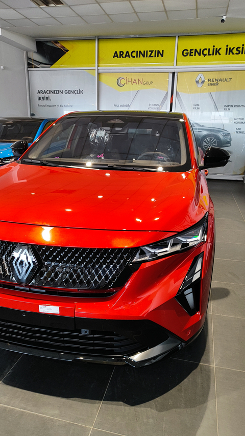 YENİ RENAULT RAFALE | ANA KONU | Passion For Life