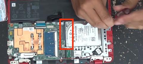 Dell P25t SSD nasıl takılır?