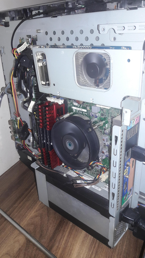 AIO Anakartta int_spk çıkışı ?