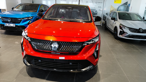 YENİ RENAULT RAFALE | ANA KONU | Passion For Life