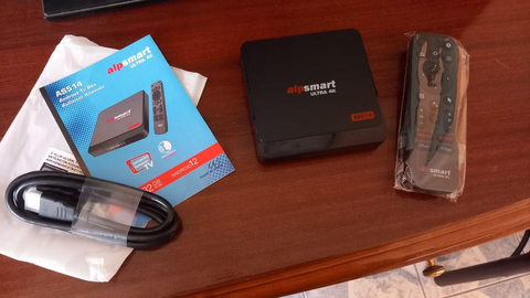 AlpSmart Ultra 4K As514 Android TV Box aldım.