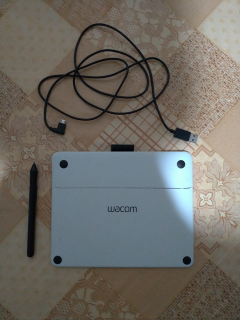 Satılık Wacom CTL 490 Grafik Tablet