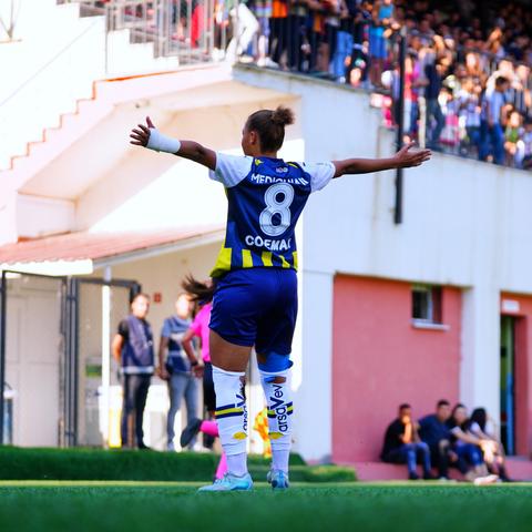 💛💙 Fenerbahçe Kadın Futbol Takımı [ANA KONU]