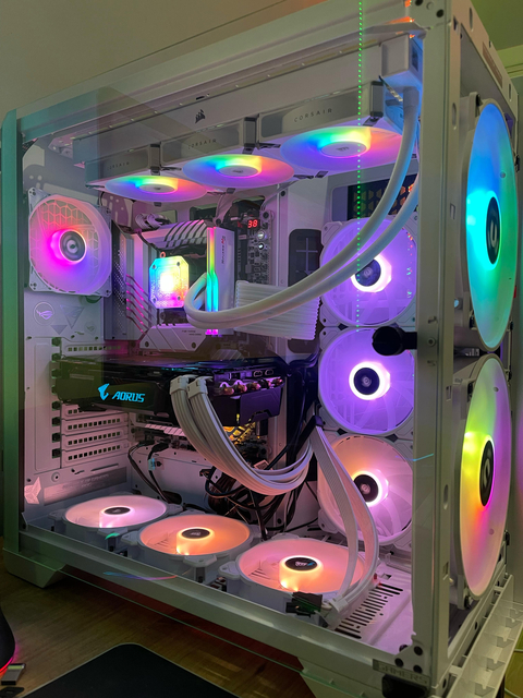 PowerColor Radeon RX 9070 XT Hellhound Spectral White aldım bu kasaya sizce doğru mu yaptım ?
