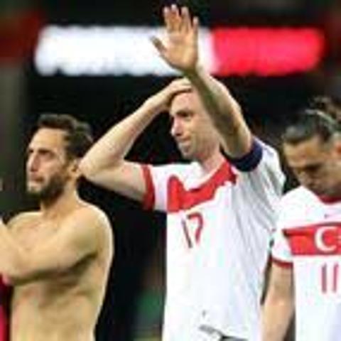Burak Yılmaz ' ın kaçırdığı penaltı ve Portekiz maçı