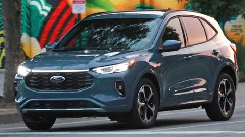 2023 Ford Kuga ortaya çıktı