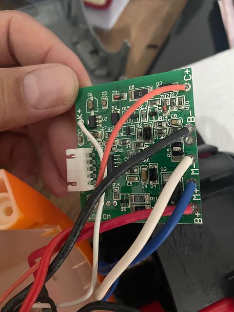 25,6V BMS Devresi bağlantısı Hakkında yardım lazım